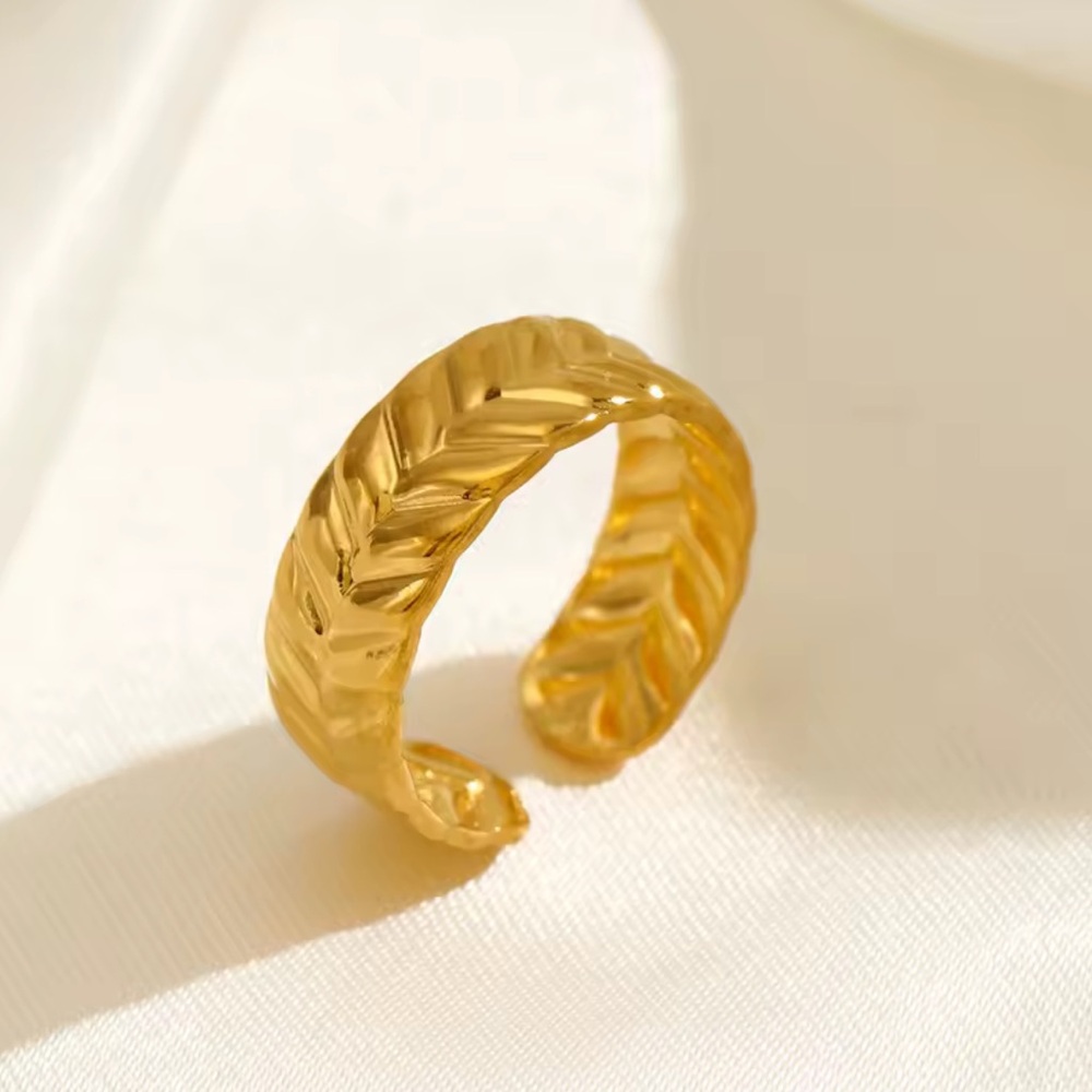 Stainless Steel Gold Toned Adjustable Size Rings (R22) - Picture 4 of 6